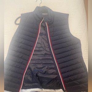 Tommy Hilfiger warm puffer jacket - new